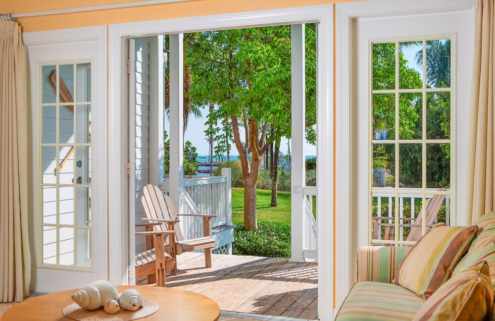 Living area, Tranquility Bay Beachfront Hotel and Resort