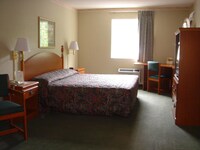 Room, 1 King Bed, Smoking