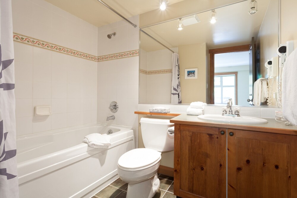 Standard Room, 2 Bedrooms - Guestroom