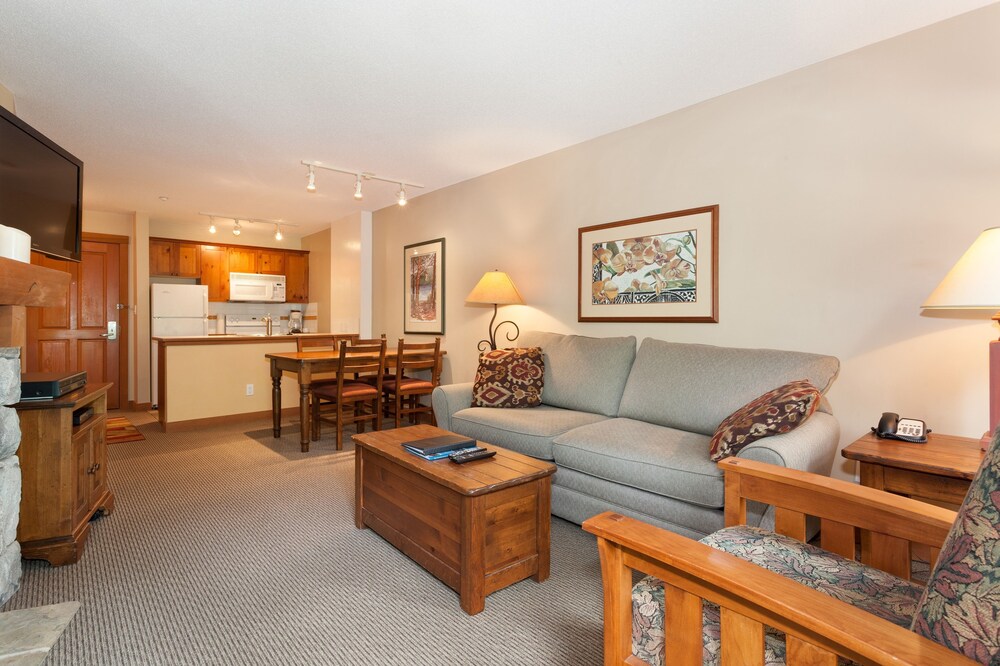 Standard Room, 1 Bedroom - Living Area