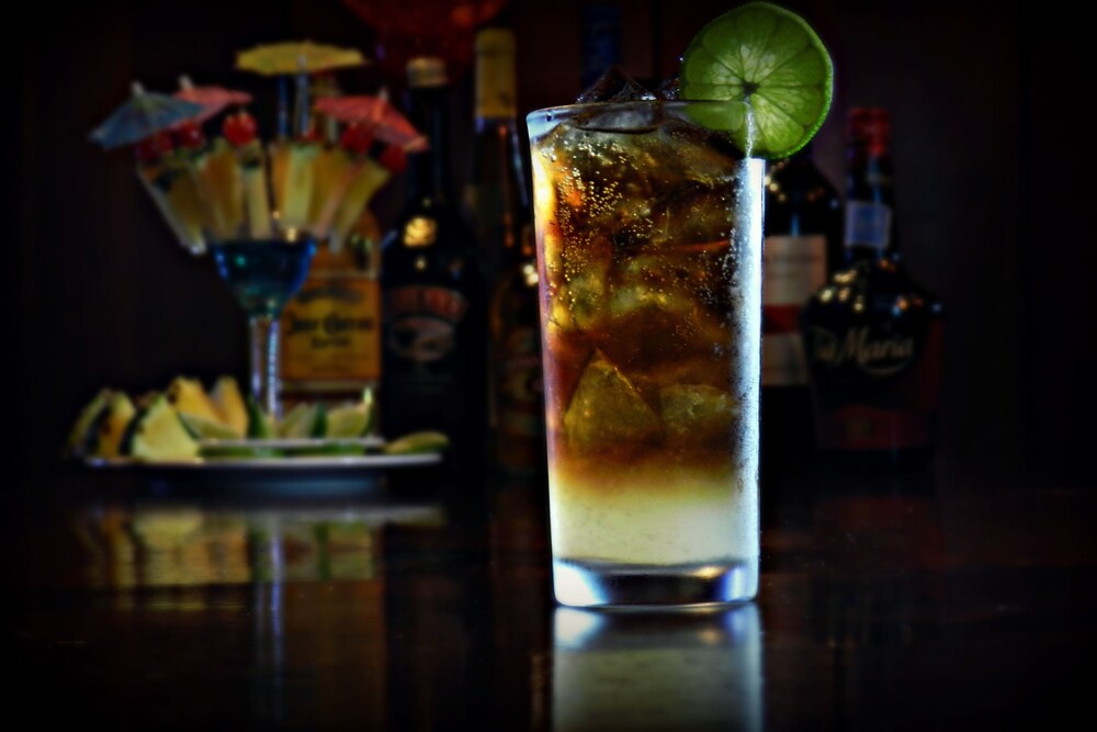Hotel Bar