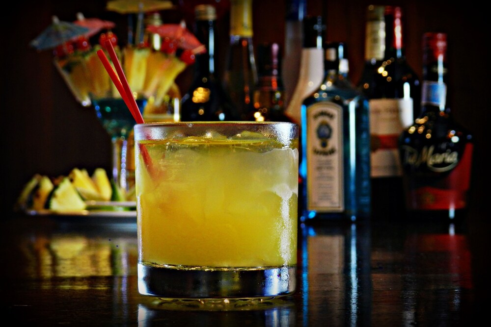 Hotel Bar