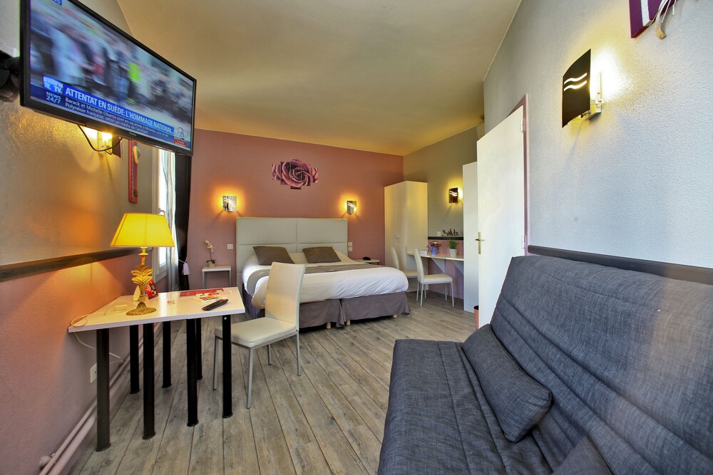 Guestroom