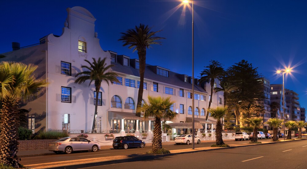 Hotel Front - Evening/Night
