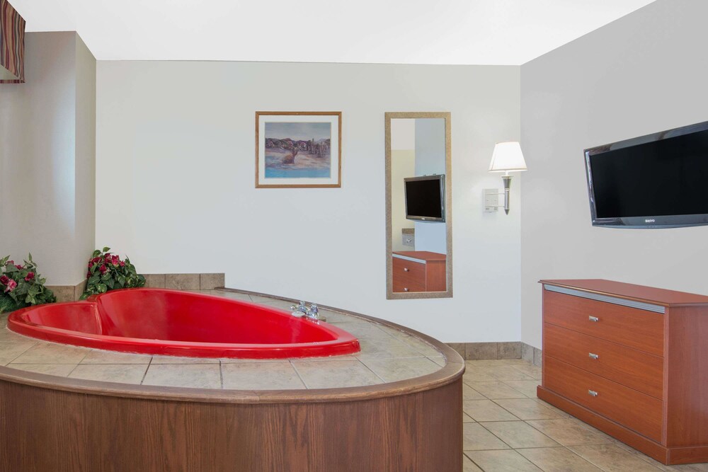 Jetted Tub