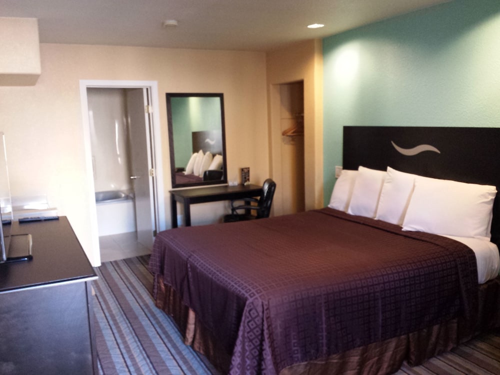 Guestroom View