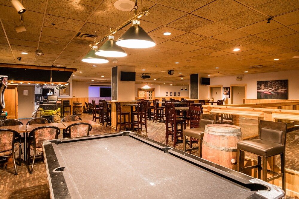 Hotel Bar