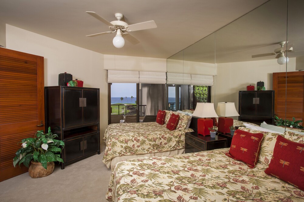 Signature Room, 2 Bedrooms, Ocean View (Hole) - Guestroom