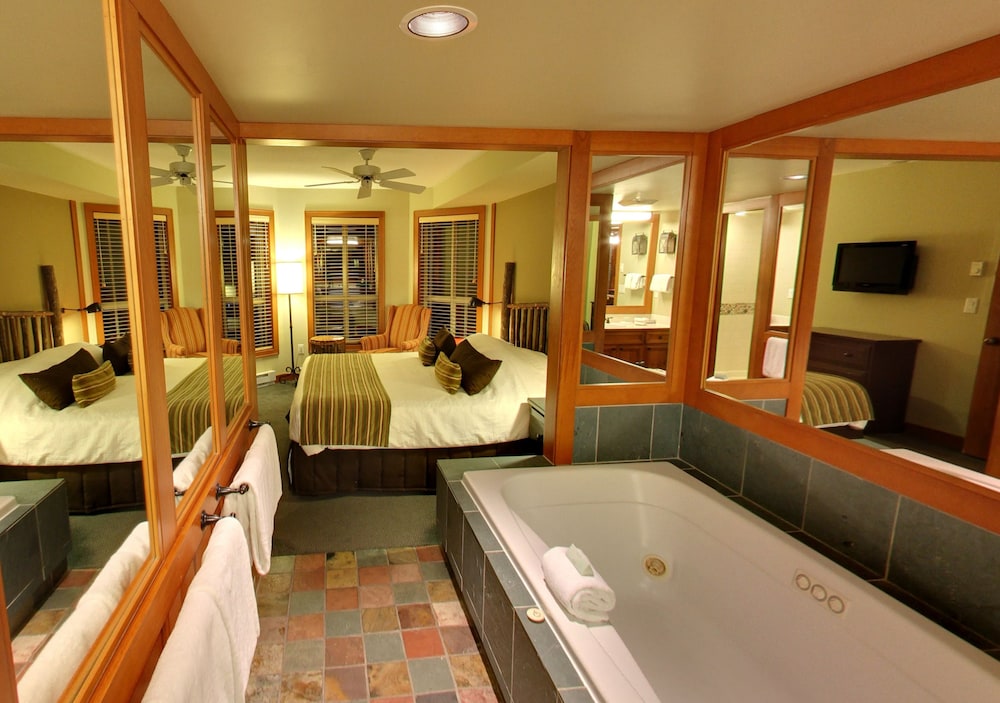 Jetted Tub