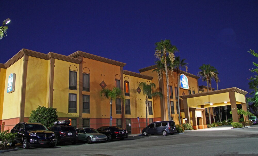 Hotel Front - Evening/Night