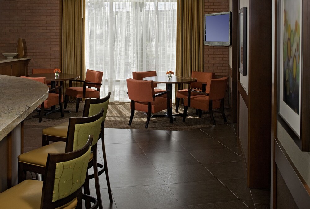 Hotel Lounge