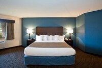 Suite, 1 King Bed, Jetted Tub