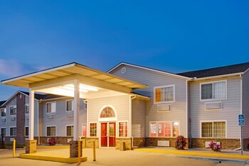 Hotel Front - Evening/Night