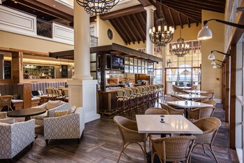 Hotel Lounge