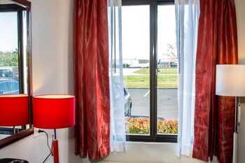 Guestroom View