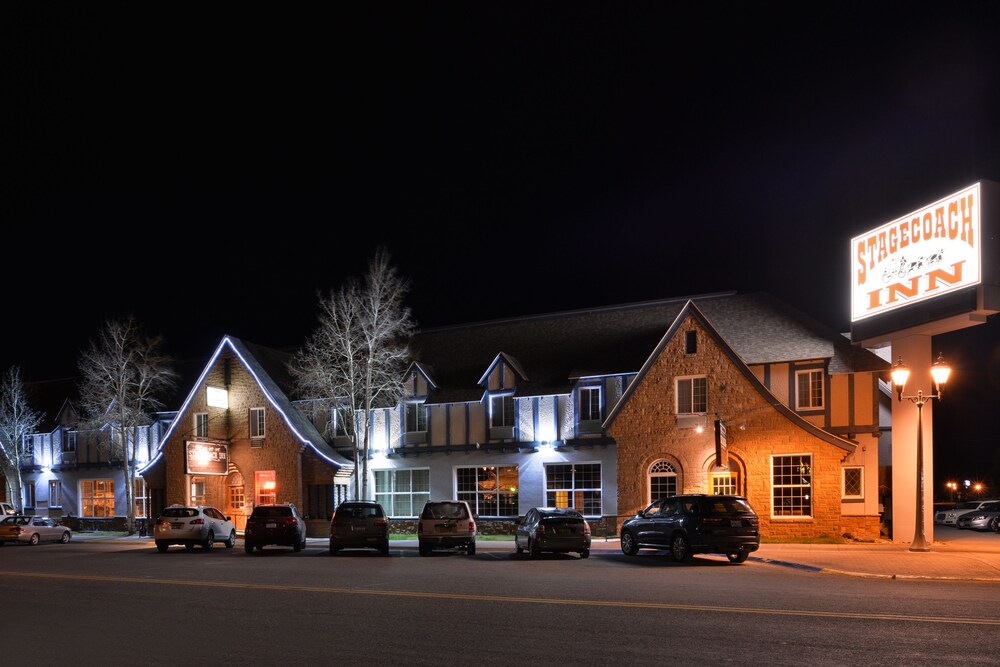 Hotel Front - Evening/Night