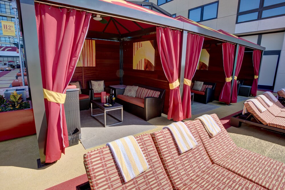 Sundeck