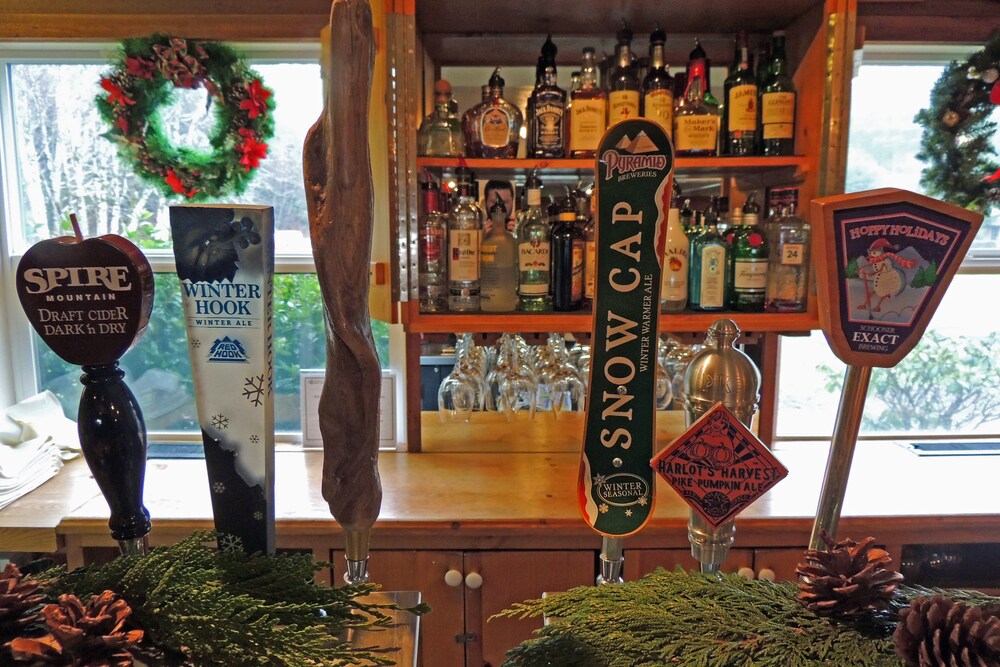Hotel Bar