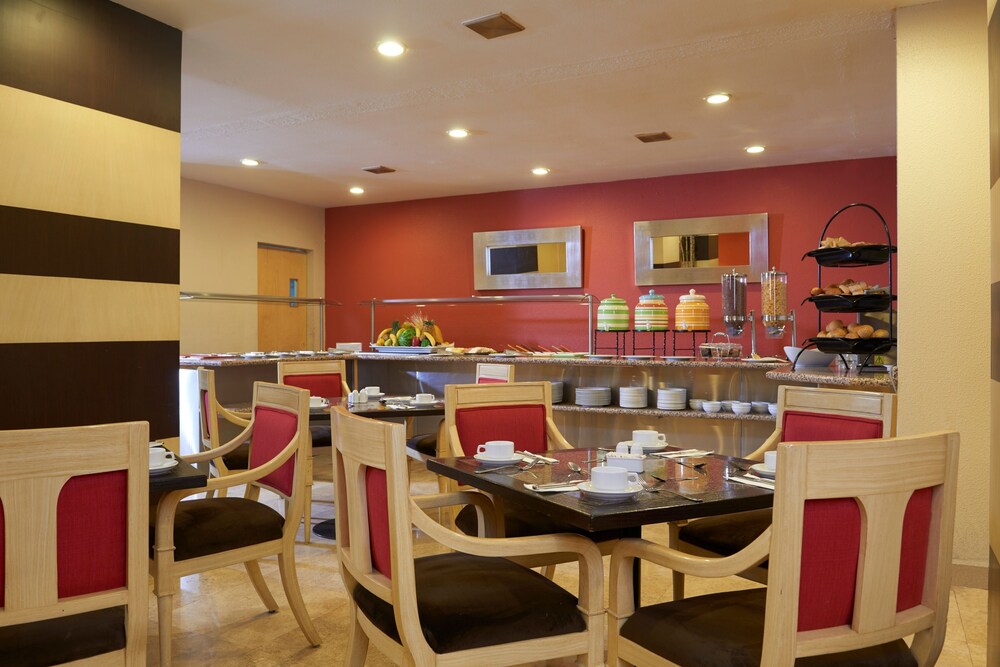 Food Court