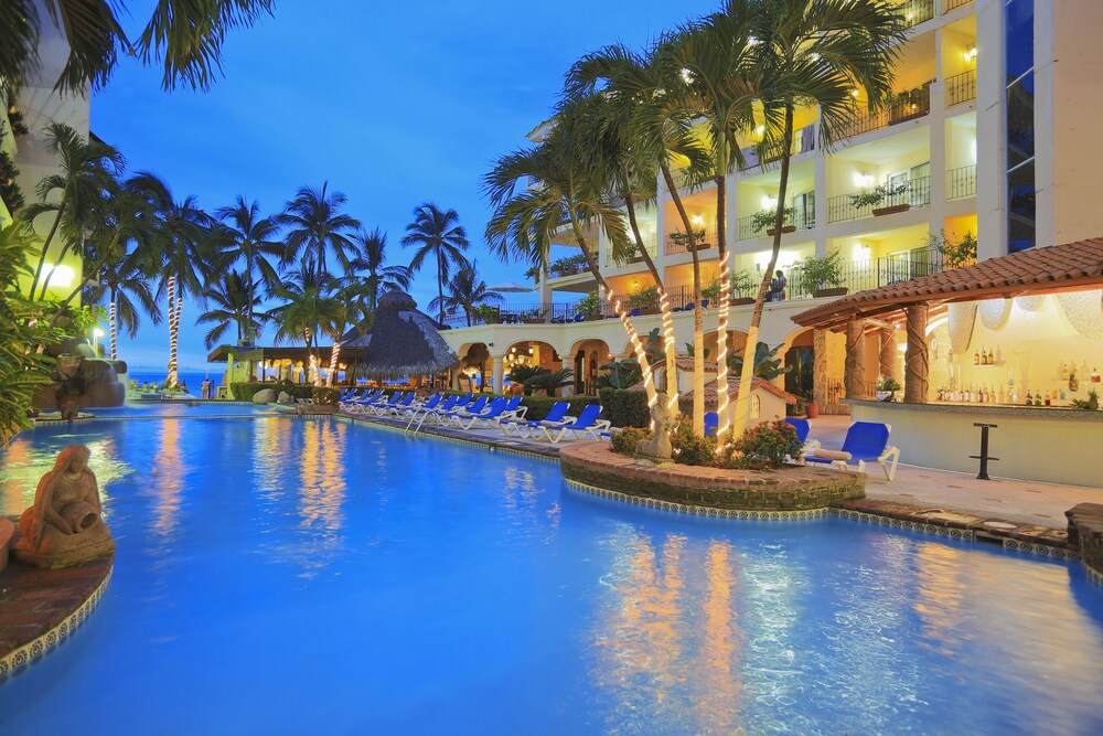 Indoor/Outdoor Pool