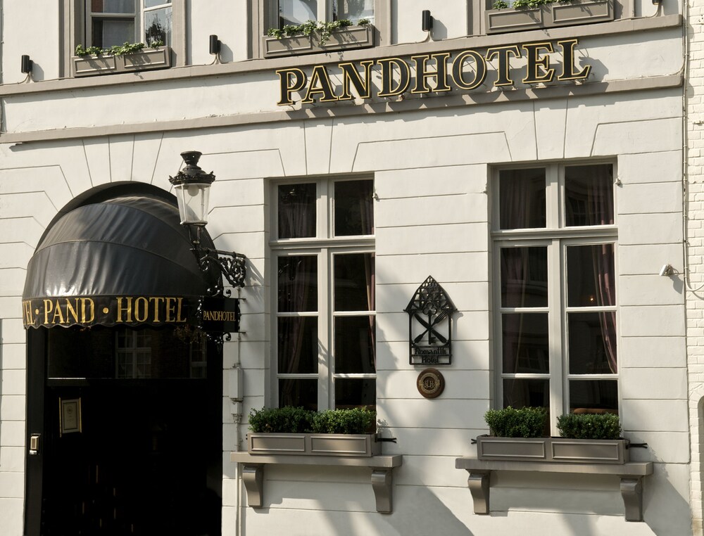 Hotel Front