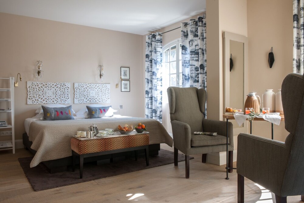 Guestroom
