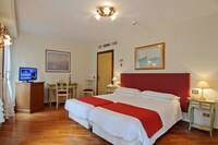 Classic Double or Twin Room