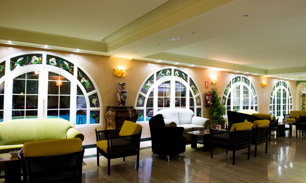 Hotel Bar