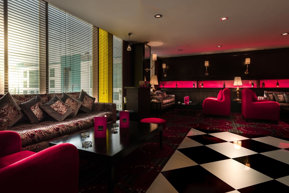 Hotel Lounge