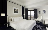 Club Room