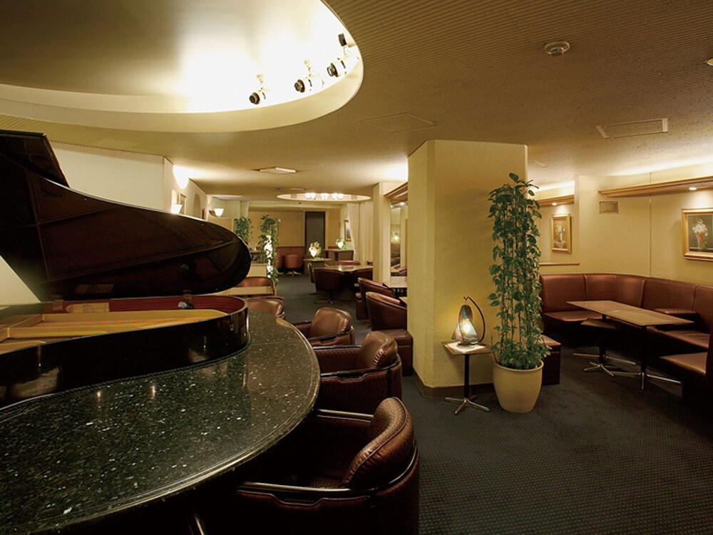 Hotel Lounge