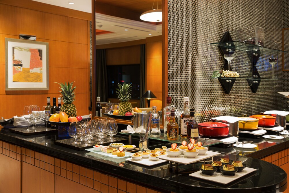 Executive Lounge