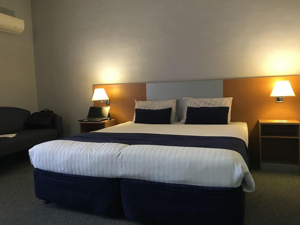 Guestroom View