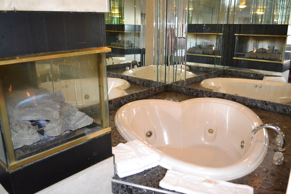 Jetted Tub