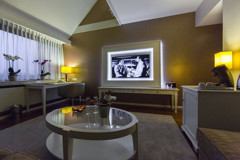 Guestroom