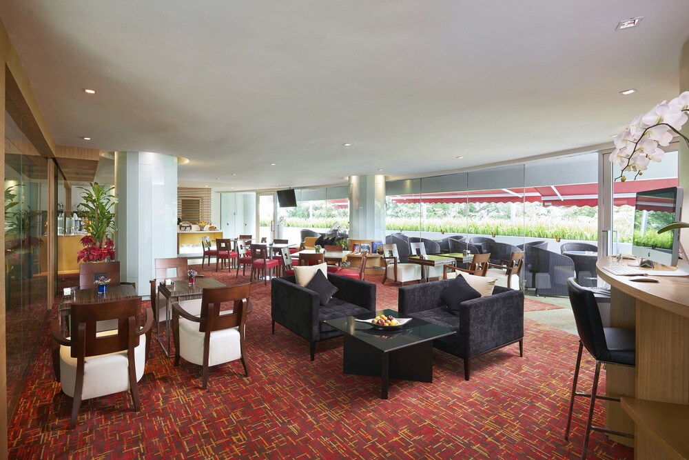 Executive Lounge