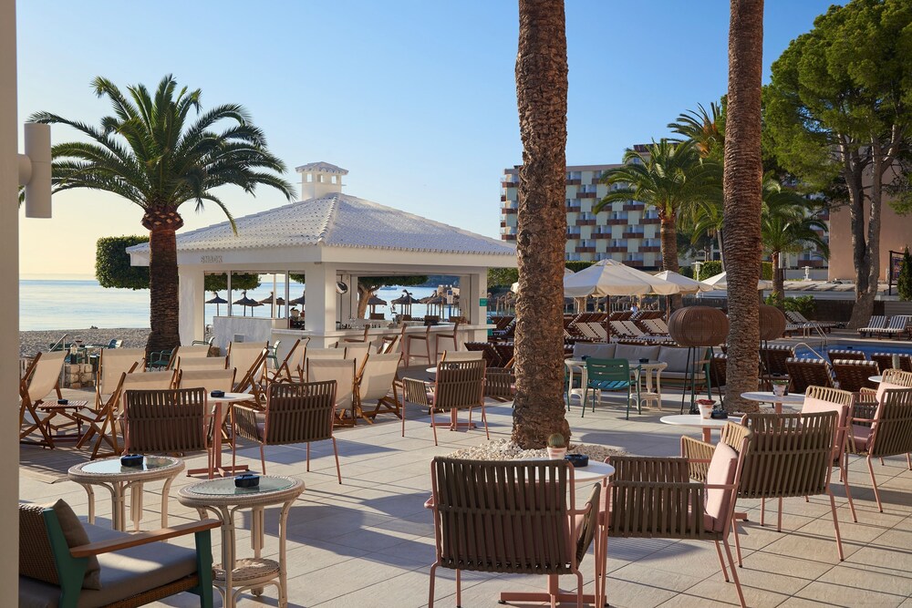 Hotel Bar