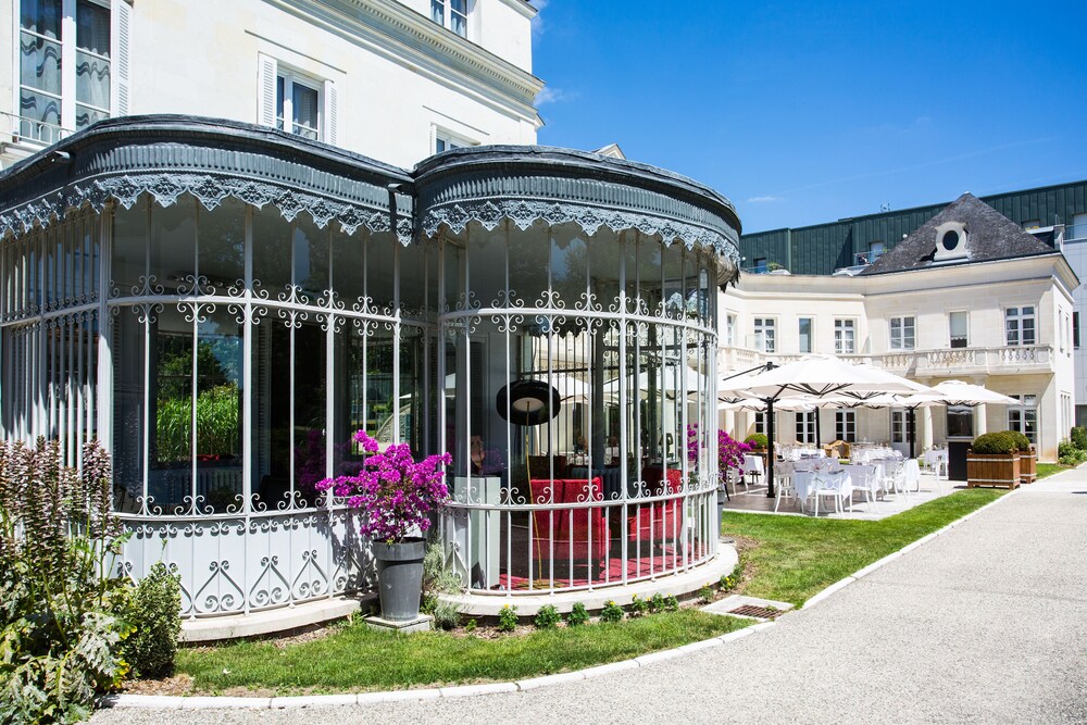 Hotel Front