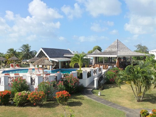 Coyaba Beach Resort