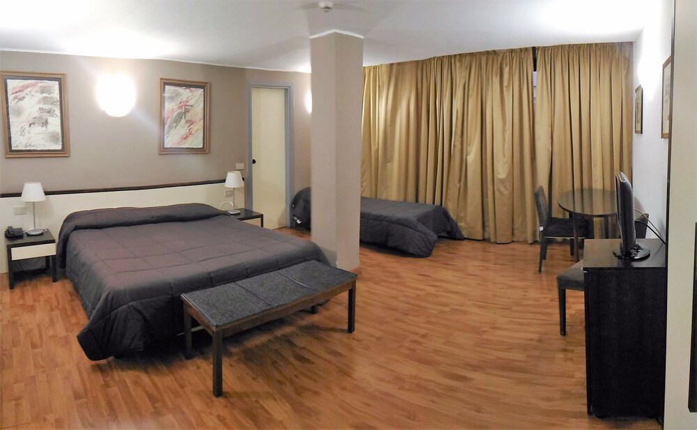 Guestroom