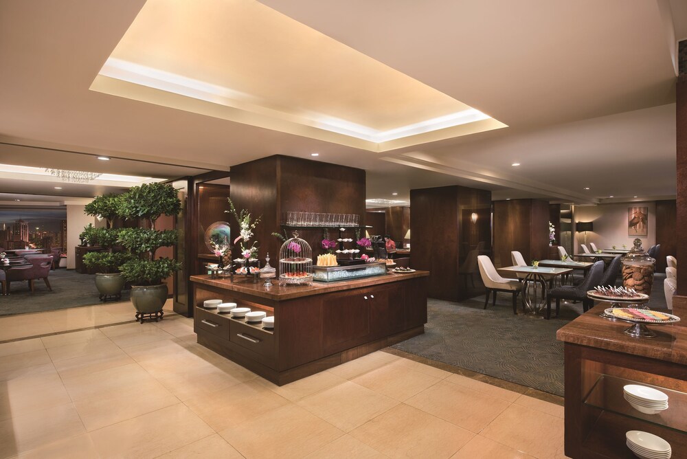 Room Service - Dining