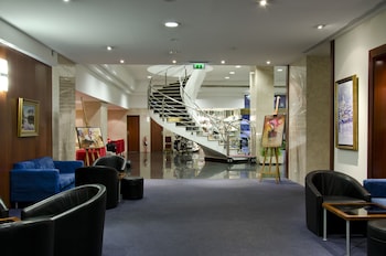 Hotel Lounge