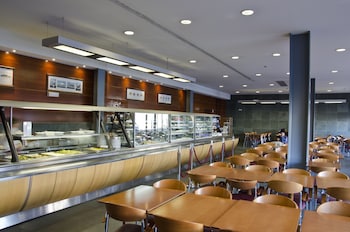 Food Court