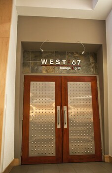Hotel Lounge