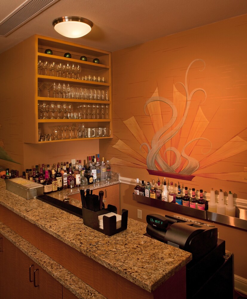 Hotel Bar