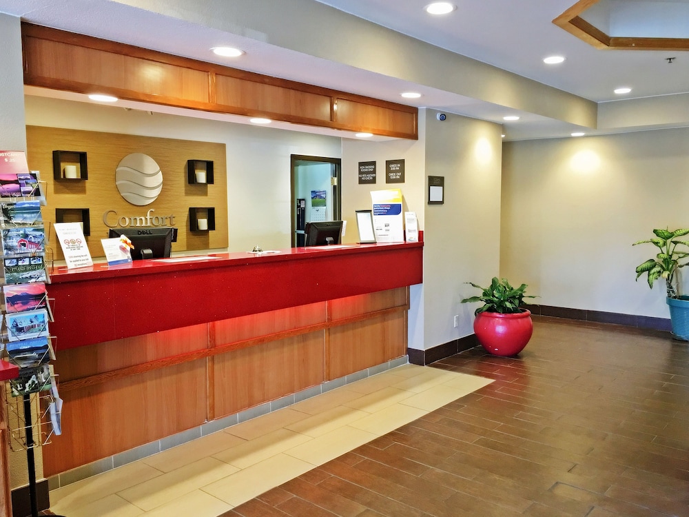 Concierge Desk