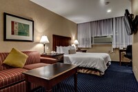 Standard Room, 1 Queen Bed, Accessible, Refrigerator & Microwave