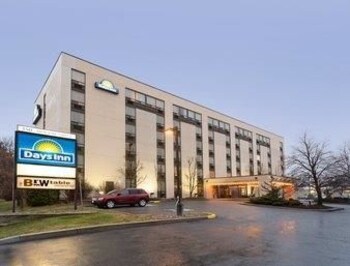 Hotel Front - Evening/Night