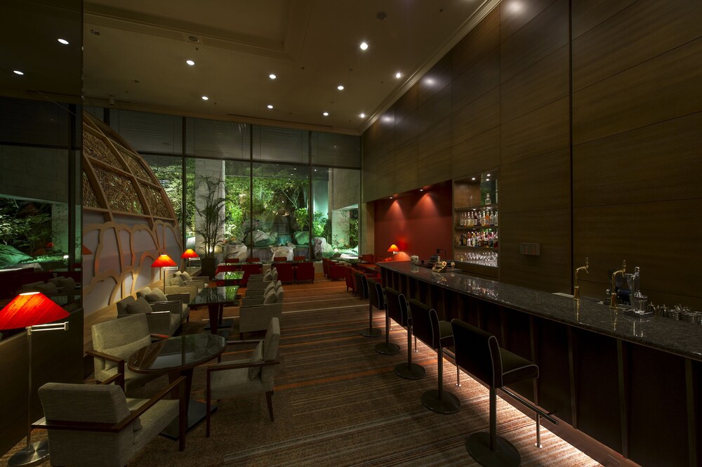 Hotel Lounge