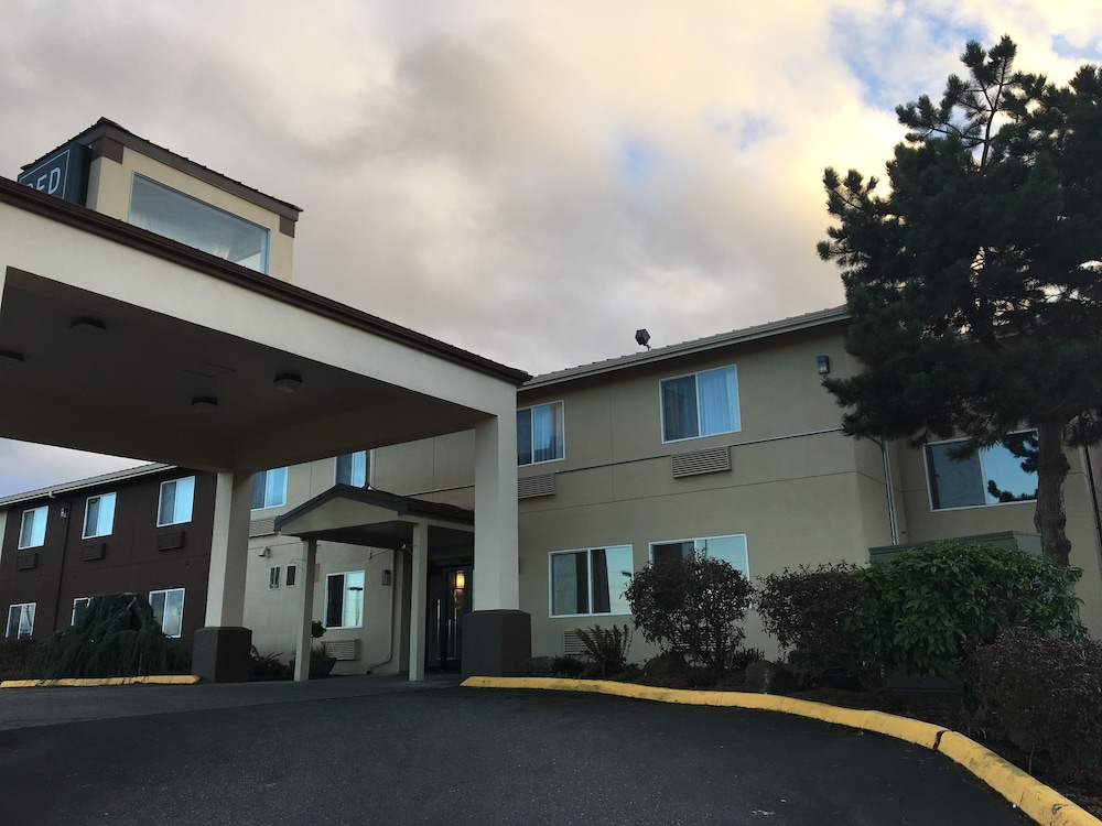 Hotel Front